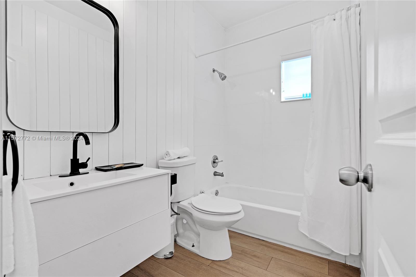 67 NE 50th St, Miami, Florida 33137, 3 Bedrooms Bedrooms, ,2 BathroomsBathrooms,Residentiallease,For Rent,67 NE 50th St,A11572772