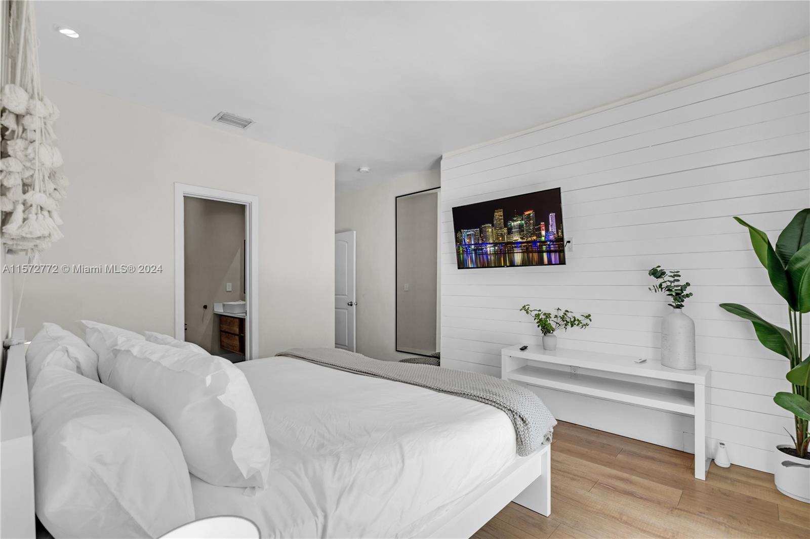 67 NE 50th St, Miami, Florida 33137, 3 Bedrooms Bedrooms, ,2 BathroomsBathrooms,Residentiallease,For Rent,67 NE 50th St,A11572772