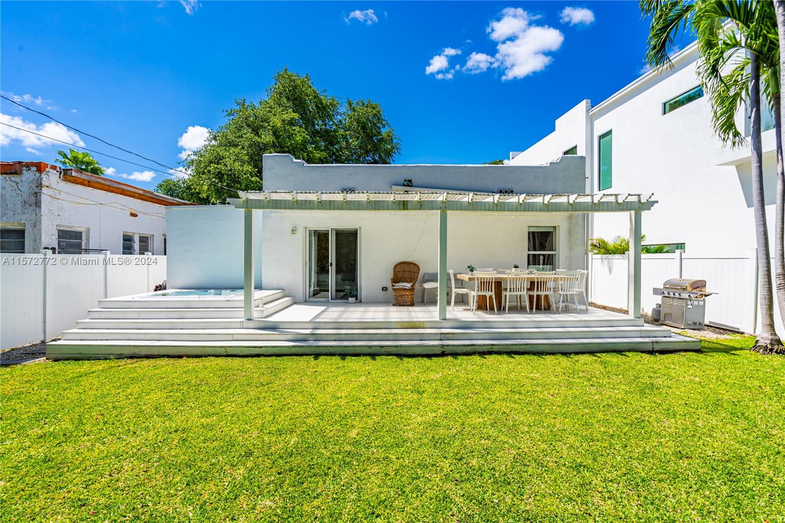 67 NE 50th St, Miami, Florida 33137, 3 Bedrooms Bedrooms, ,2 BathroomsBathrooms,Residentiallease,For Rent,67 NE 50th St,A11572772