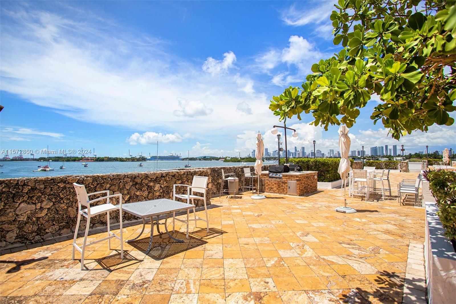 11 Island Ave PH8, Miami Beach, Florida 33139, 3 Bedrooms Bedrooms, ,3 BathroomsBathrooms,Residentiallease,For Rent,11 Island Ave PH8,A11572860