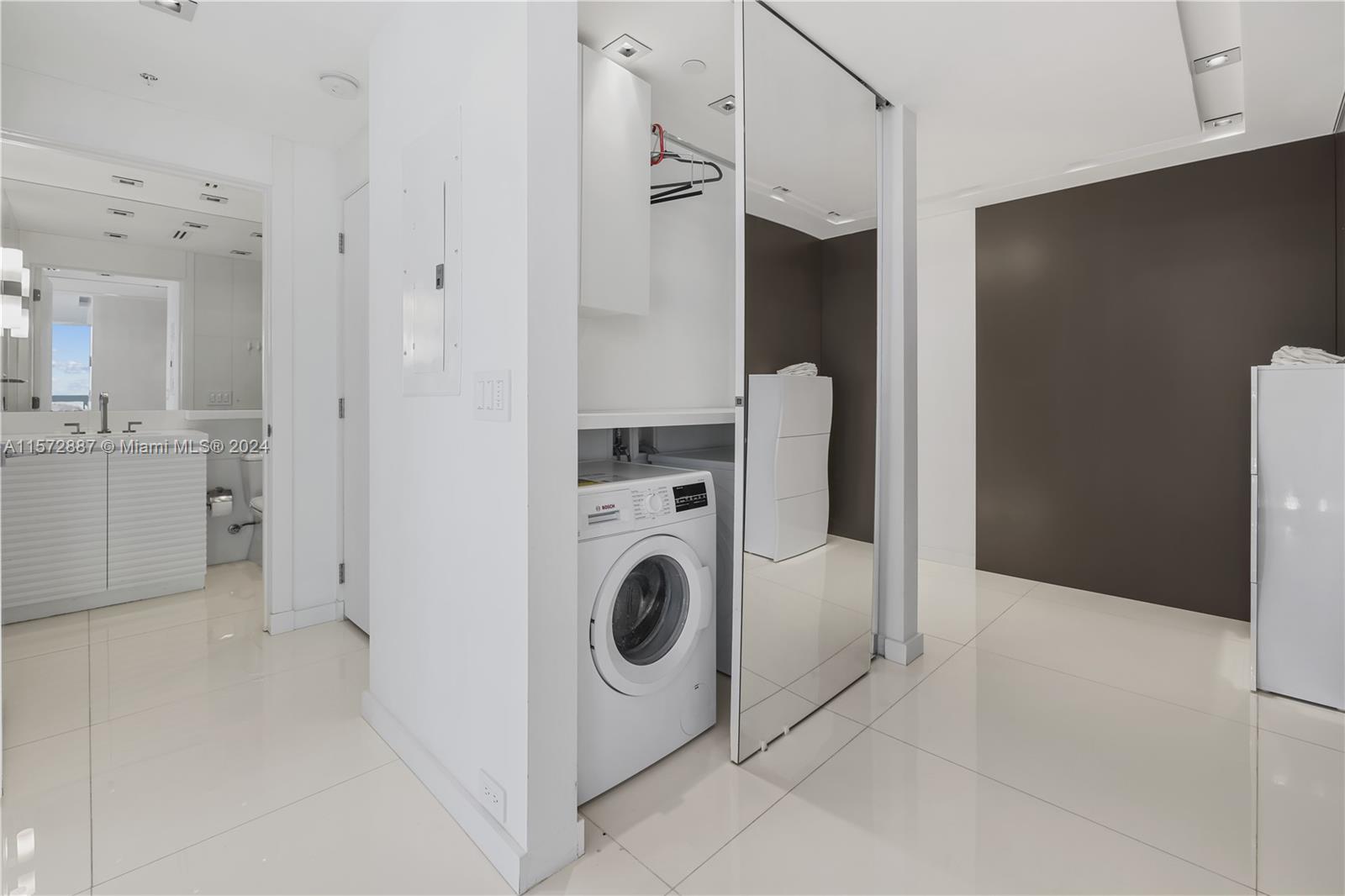 6899 Collins Ave 2208, Miami Beach, Florida 33141, 2 Bedrooms Bedrooms, ,2 BathroomsBathrooms,Residentiallease,For Rent,6899 Collins Ave 2208,A11572887
