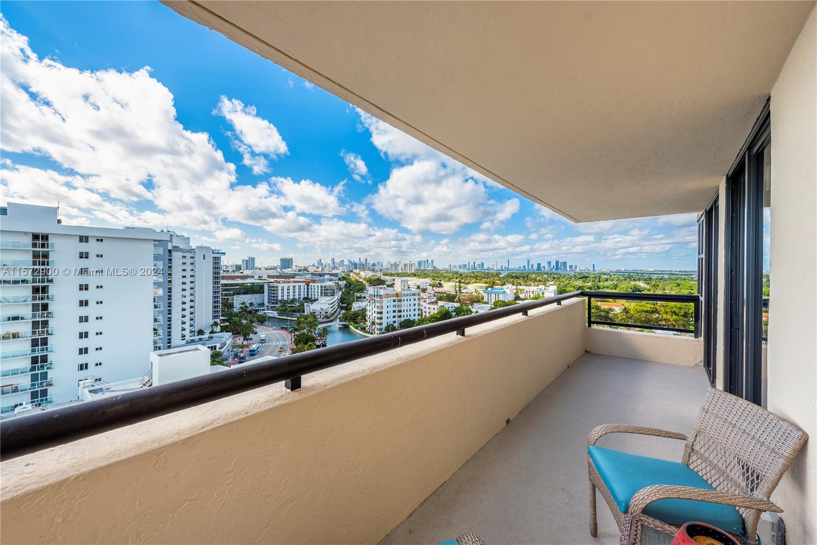 2555 Collins Ave 1714, Miami Beach, Florida 33140, 1 Bedroom Bedrooms, ,1 BathroomBathrooms,Residentiallease,For Rent,2555 Collins Ave 1714,A11572900