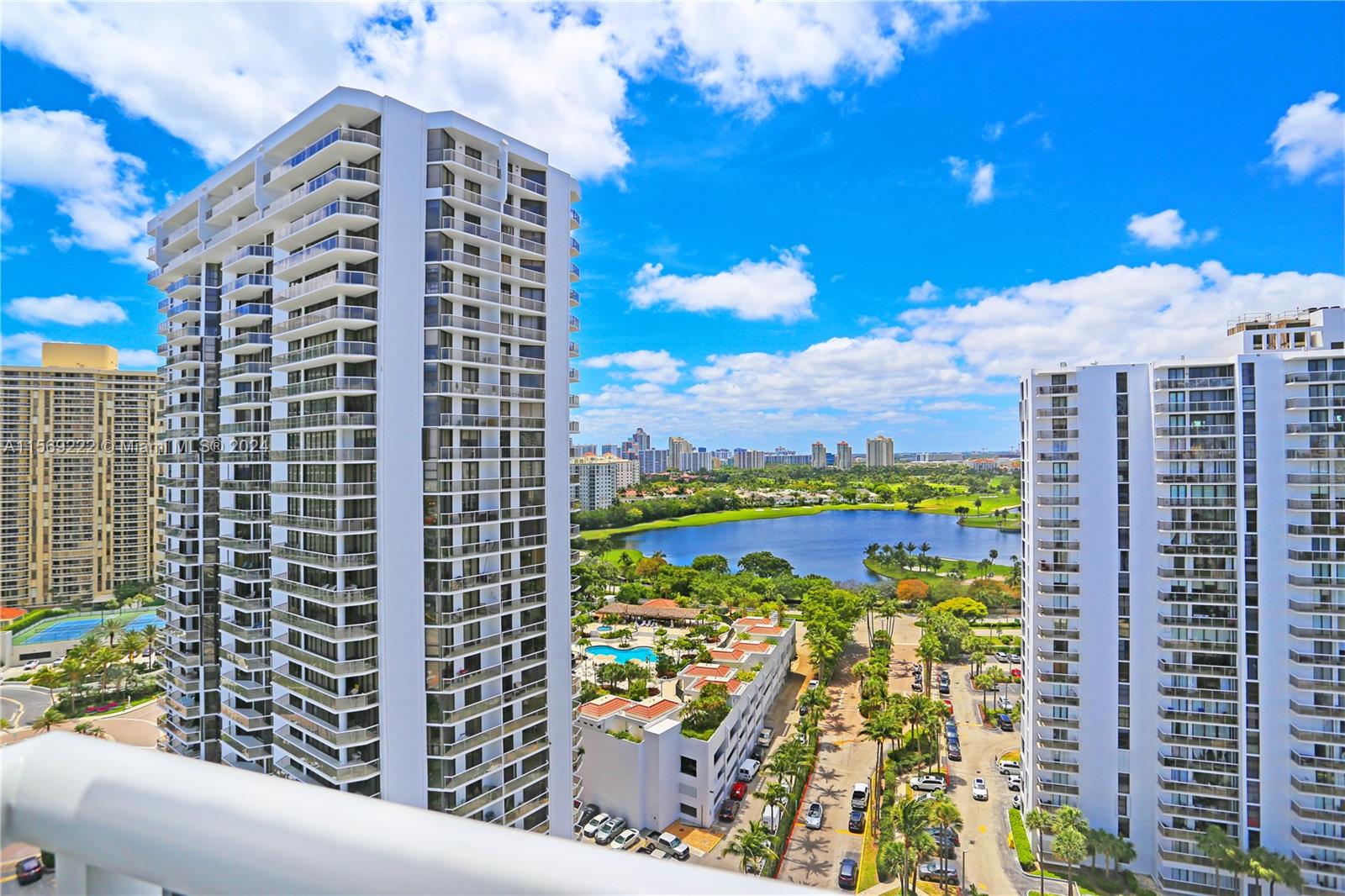20505 E Country Club Dr 2038, Aventura, Florida 33180, 2 Bedrooms Bedrooms, ,2 BathroomsBathrooms,Residential,For Sale,20505 E Country Club Dr 2038,A11569222