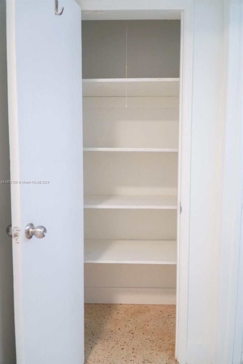 7500 Dickens Ave 3, Miami Beach, Florida 33141, ,1 BathroomBathrooms,Residentiallease,For Rent,7500 Dickens Ave 3,A11572166