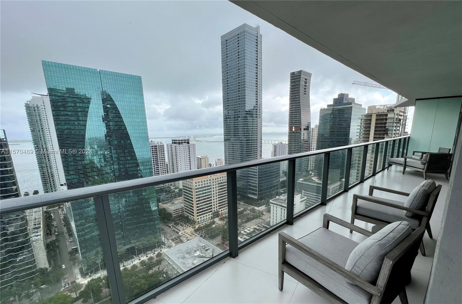 1300 S Miami Ave 3101, Miami, Florida 33130, 2 Bedrooms Bedrooms, ,2 BathroomsBathrooms,Residentiallease,For Rent,1300 S Miami Ave 3101,A11570469