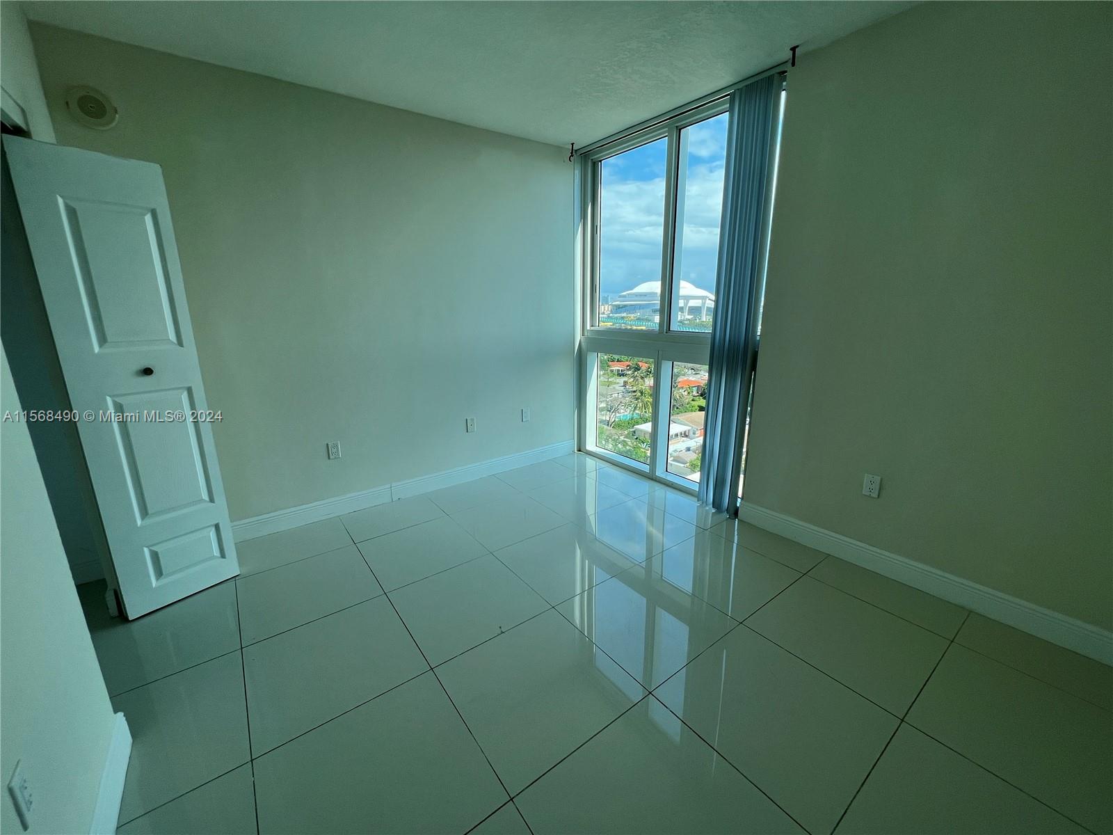 1871 NW S River Dr 1401, Miami, Florida 33125, 2 Bedrooms Bedrooms, ,2 BathroomsBathrooms,Residentiallease,For Rent,1871 NW S River Dr 1401,A11568490