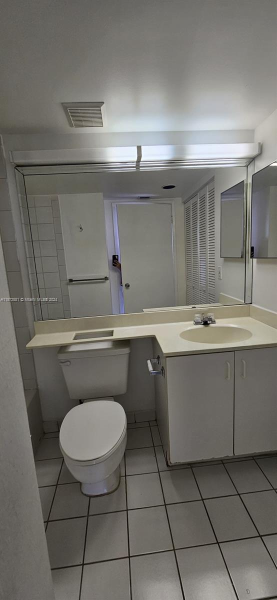 3300 NE 191st St 609, Aventura, Florida 33180, 1 Bedroom Bedrooms, ,2 BathroomsBathrooms,Residential,For Sale,3300 NE 191st St 609,A11572881