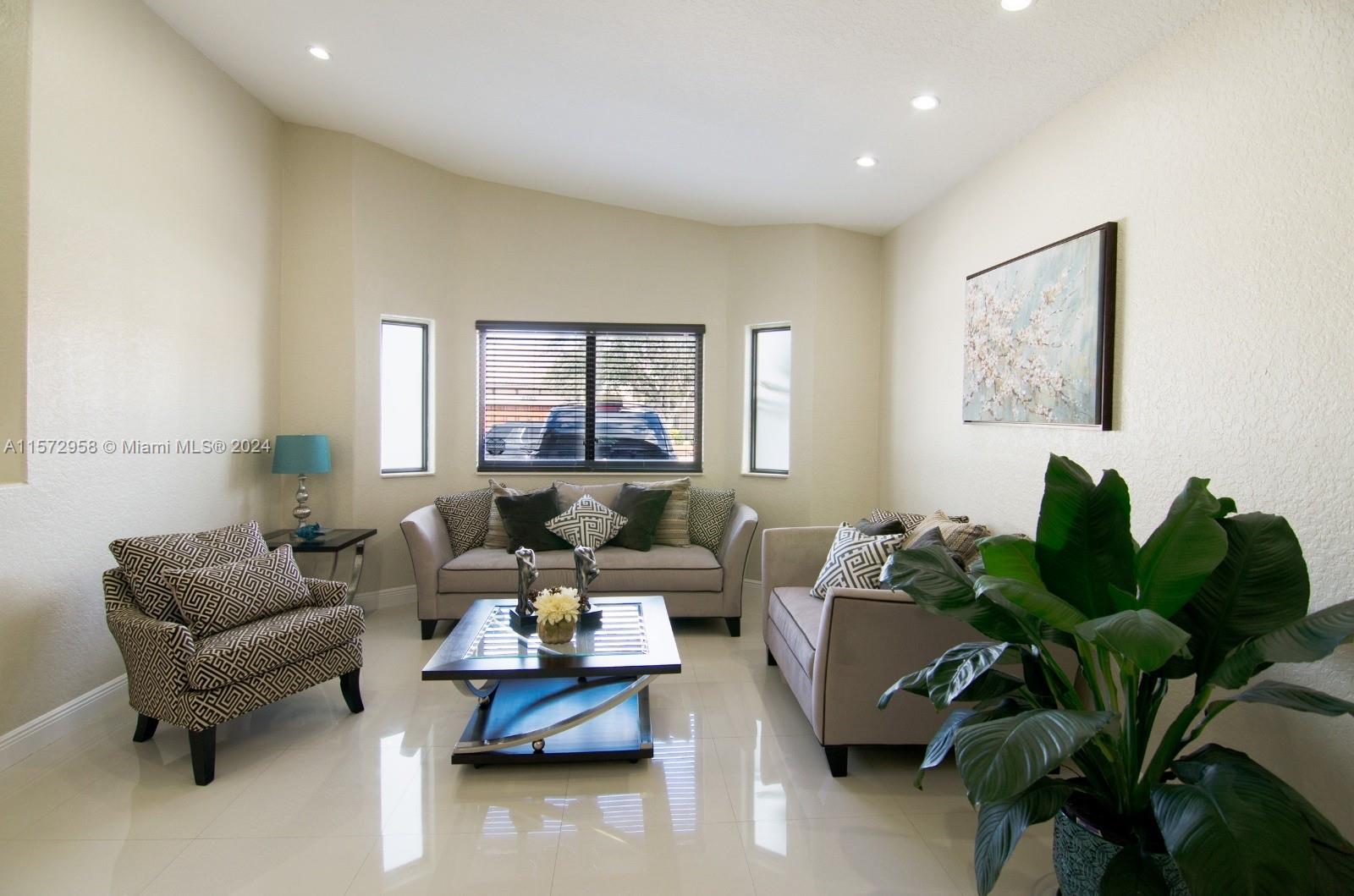 8750 NW 142nd St, Miami Lakes, Florida 33018, 3 Bedrooms Bedrooms, ,2 BathroomsBathrooms,Residentiallease,For Rent,8750 NW 142nd St,A11572958