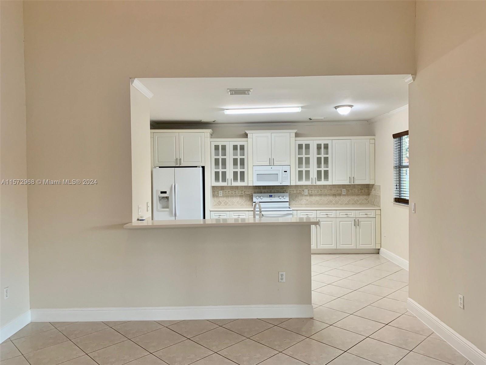8219 SW 165th Ct 8219, Miami, Florida 33193, 4 Bedrooms Bedrooms, ,3 BathroomsBathrooms,Residentiallease,For Rent,8219 SW 165th Ct 8219,A11572968