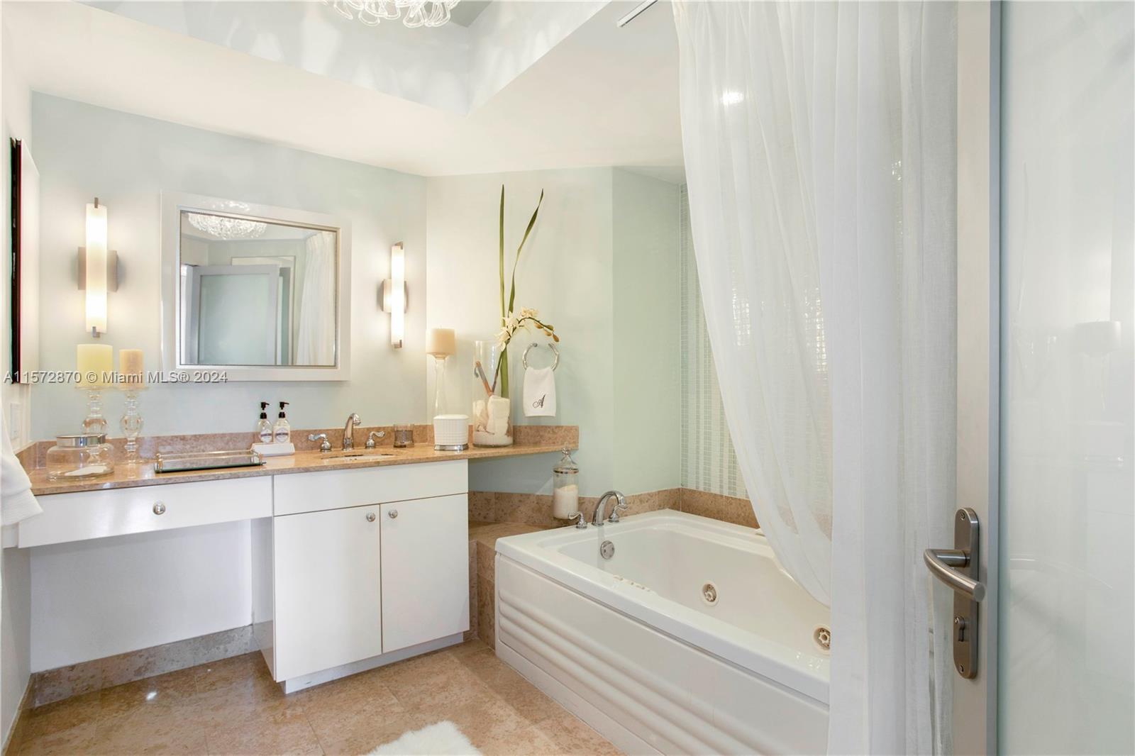 4779 Collins Ave 2306, Miami Beach, Florida 33140, 1 Bedroom Bedrooms, ,2 BathroomsBathrooms,Residentiallease,For Rent,4779 Collins Ave 2306,A11572870