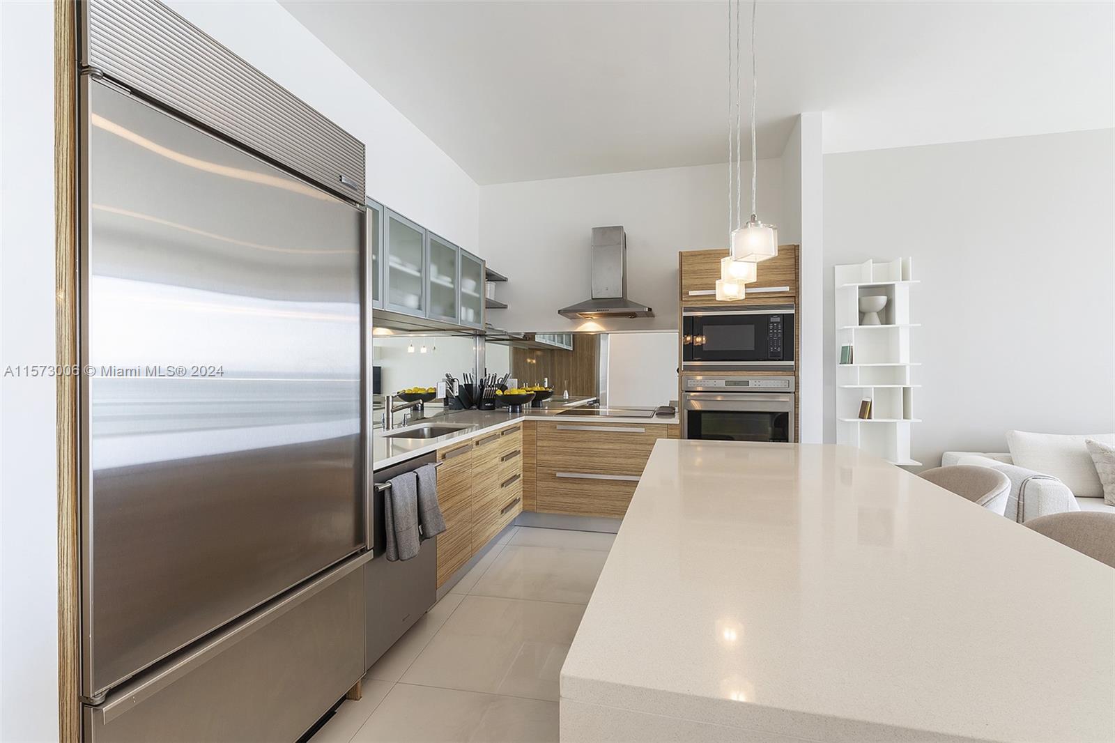 2020 N Bayshore Dr 2105, Miami, Florida 33137, 2 Bedrooms Bedrooms, ,2 BathroomsBathrooms,Residentiallease,For Rent,2020 N Bayshore Dr 2105,A11573006
