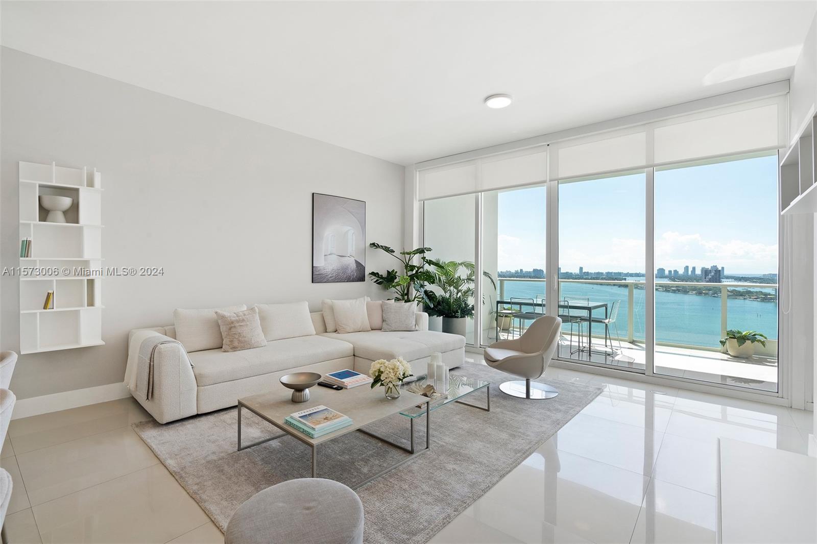 2020 N Bayshore Dr 2105, Miami, Florida 33137, 2 Bedrooms Bedrooms, ,2 BathroomsBathrooms,Residentiallease,For Rent,2020 N Bayshore Dr 2105,A11573006