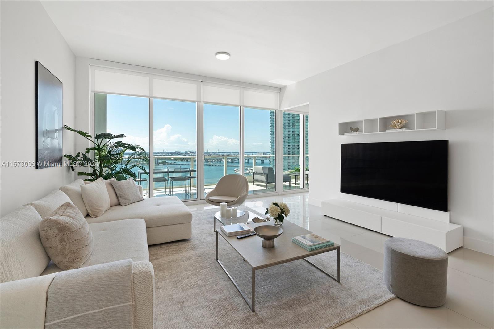 2020 N Bayshore Dr 2105, Miami, Florida 33137, 2 Bedrooms Bedrooms, ,2 BathroomsBathrooms,Residentiallease,For Rent,2020 N Bayshore Dr 2105,A11573006