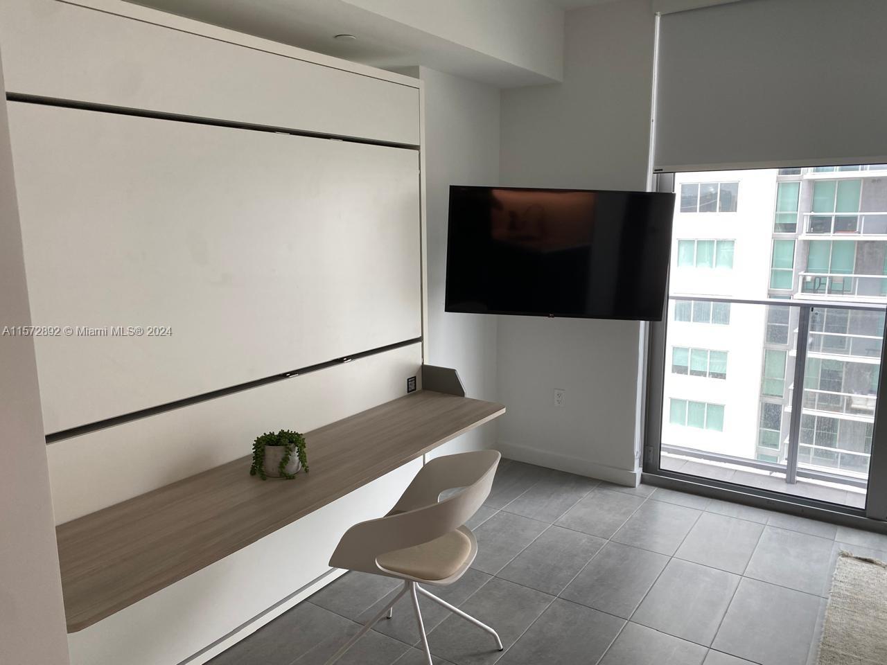 227 NE 2nd St 1910, Miami, Florida 33132, ,1 BathroomBathrooms,Residentiallease,For Rent,227 NE 2nd St 1910,A11572892