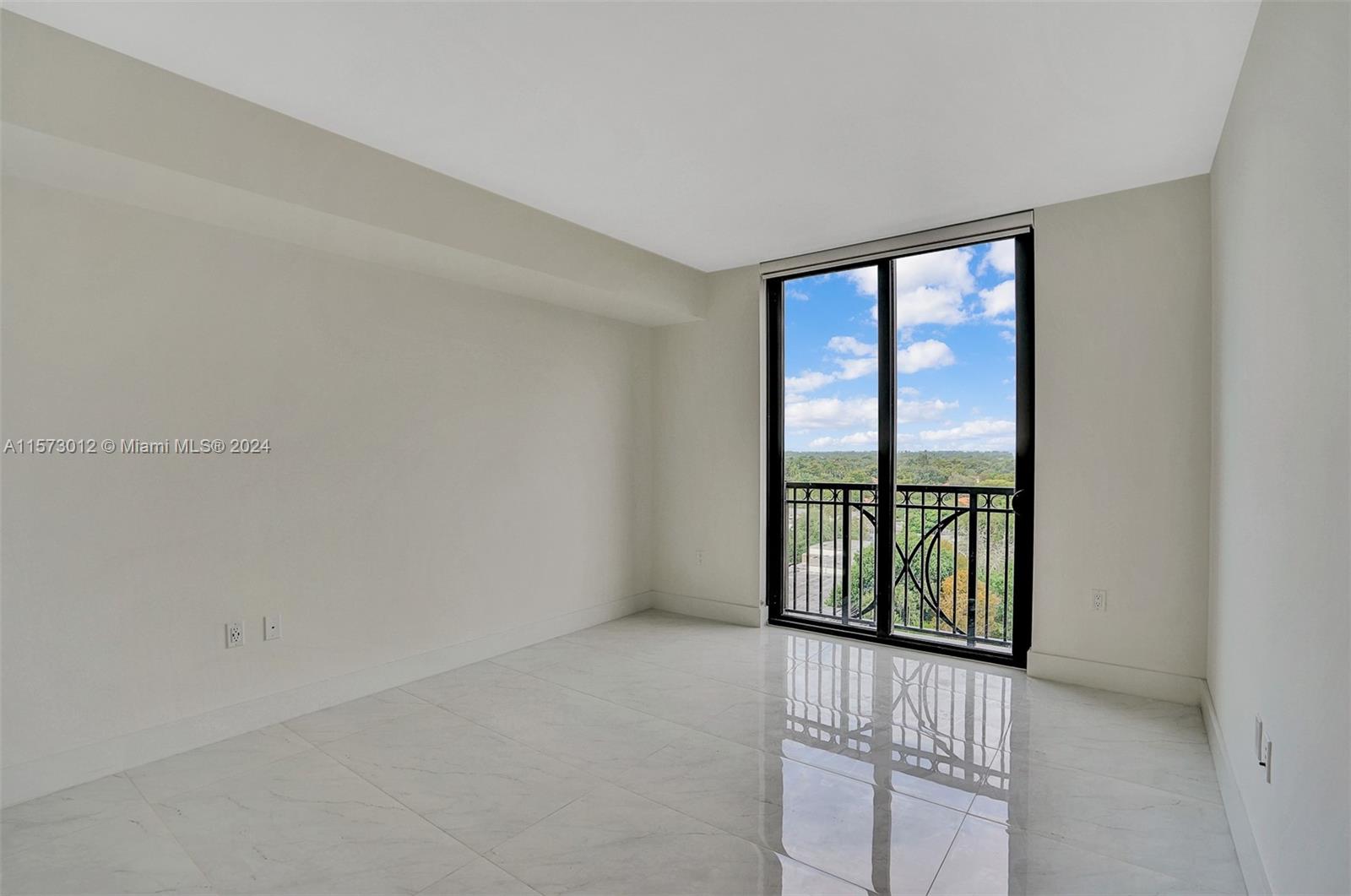 301 Altara Ave 835, Coral Gables, Florida 33146, 3 Bedrooms Bedrooms, ,2 BathroomsBathrooms,Residentiallease,For Rent,301 Altara Ave 835,A11573012