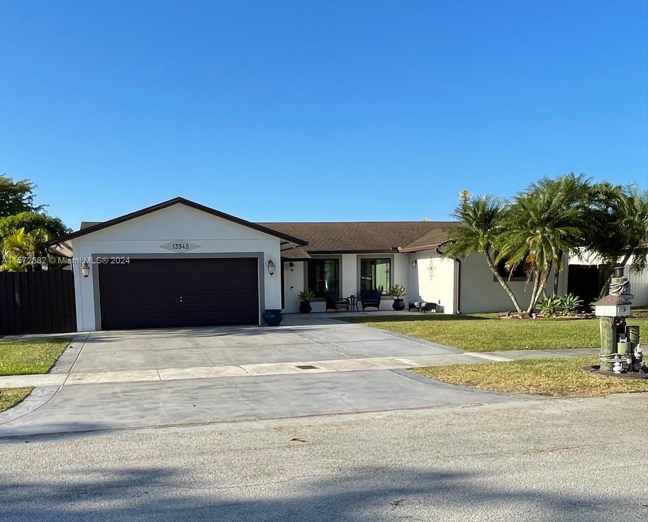 13945 SW 107th Ter, Miami, Florida 33186, 4 Bedrooms Bedrooms, ,2 BathroomsBathrooms,Residential,For Sale,13945 SW 107th Ter,A11572882