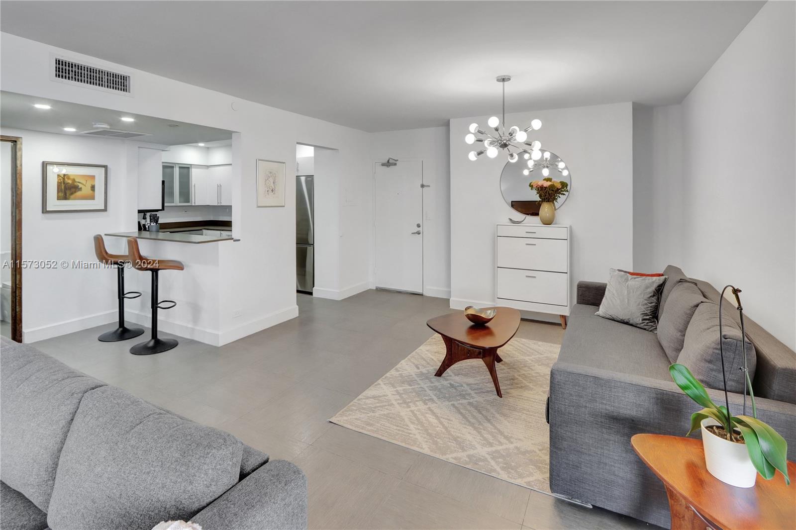 1500 Bay Rd 540S, Miami Beach, Florida 33139, 1 Bedroom Bedrooms, ,1 BathroomBathrooms,Residentiallease,For Rent,1500 Bay Rd 540S,A11573052
