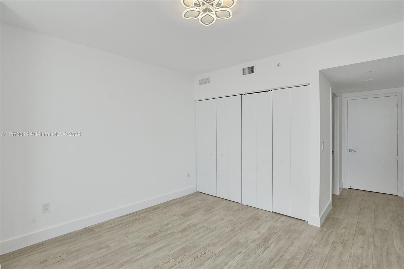 488 NE 18th St 4510, Miami, Florida 33132, 3 Bedrooms Bedrooms, ,3 BathroomsBathrooms,Residentiallease,For Rent,488 NE 18th St 4510,A11573014