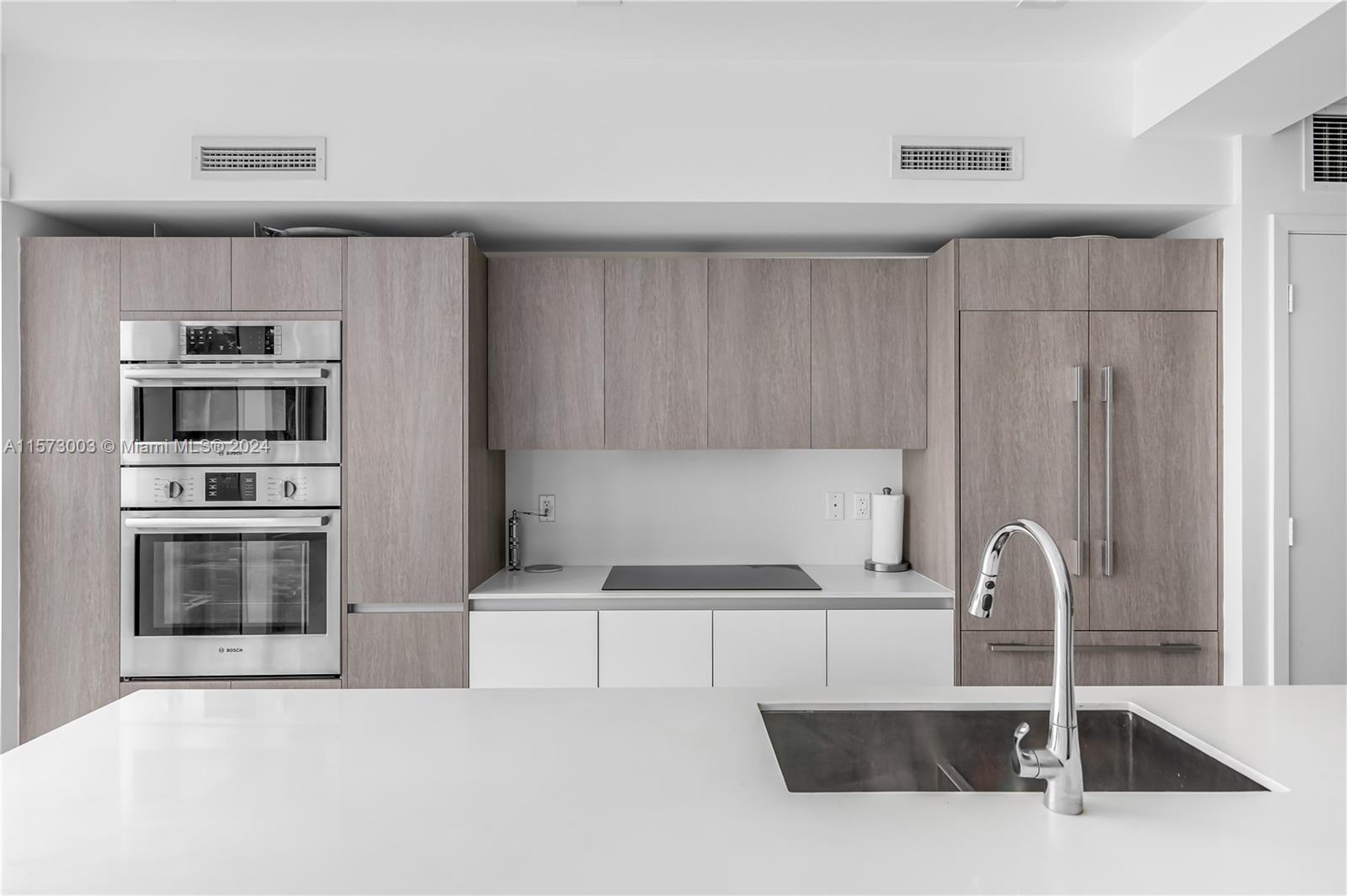455 NE 39th St 109, Miami, Florida 33137, 2 Bedrooms Bedrooms, ,2 BathroomsBathrooms,Residentiallease,For Rent,455 NE 39th St 109,A11573003