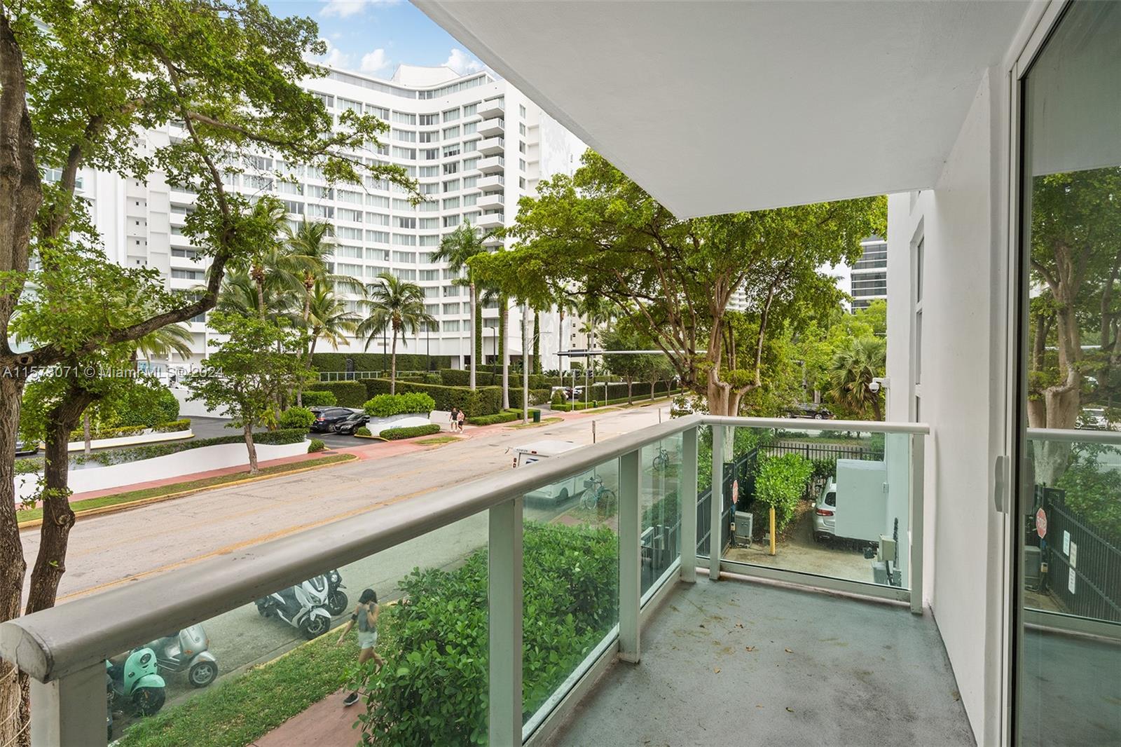 1035  West Ave #201 For Sale A11573071, FL