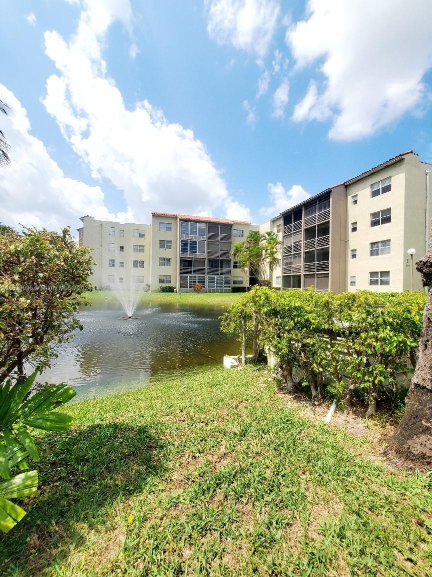 1810 N Lauderdale Ave 2209, North Lauderdale, Florida 33068, 2 Bedrooms Bedrooms, ,2 BathroomsBathrooms,Residentiallease,For Rent,1810 N Lauderdale Ave 2209,A11573096