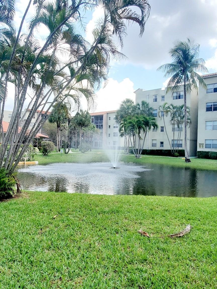 1810 N Lauderdale Ave 2209, North Lauderdale, Florida 33068, 2 Bedrooms Bedrooms, ,2 BathroomsBathrooms,Residentiallease,For Rent,1810 N Lauderdale Ave 2209,A11573096