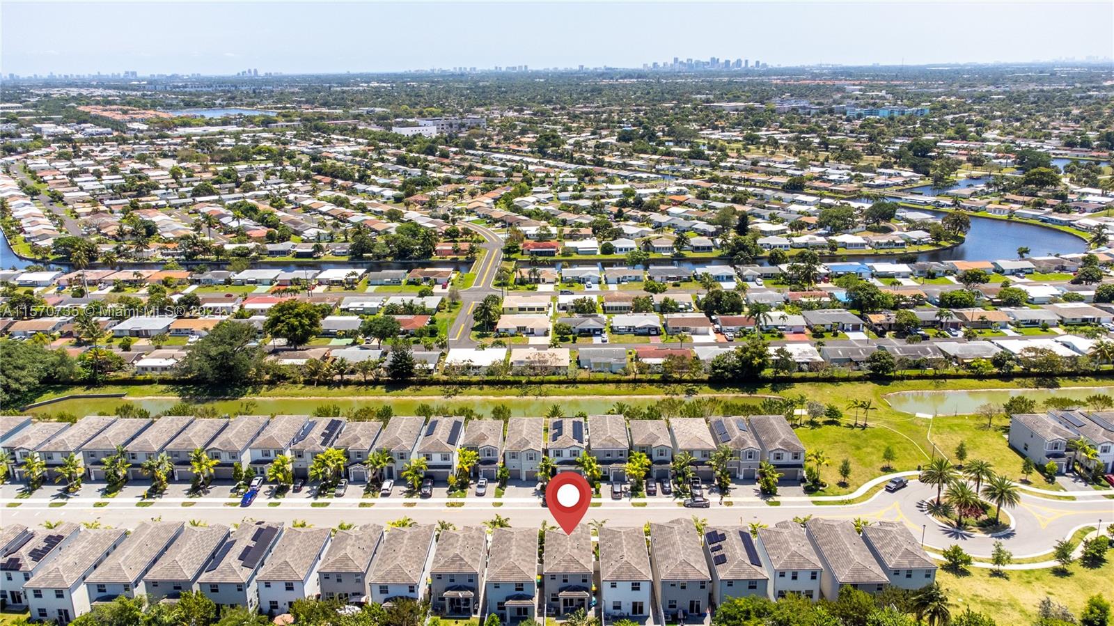4813 NW 48th Ter, Tamarac, Florida 33319, 3 Bedrooms Bedrooms, ,2 BathroomsBathrooms,Residential,For Sale,4813 NW 48th Ter,A11570735