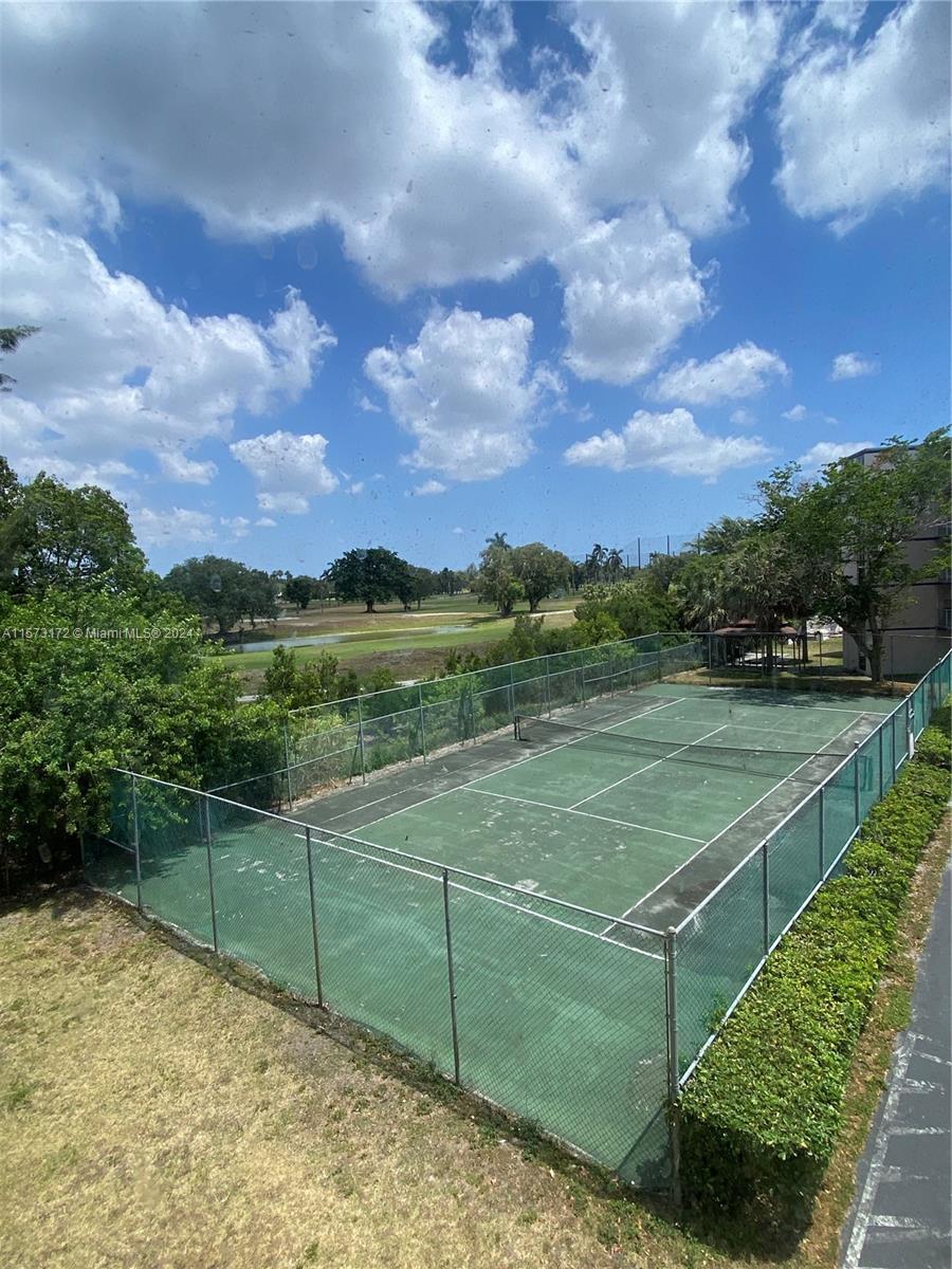 7125 NW 186th St B303, Hialeah, Florida 33015, 1 Bedroom Bedrooms, ,1 BathroomBathrooms,Residentiallease,For Rent,7125 NW 186th St B303,A11573172