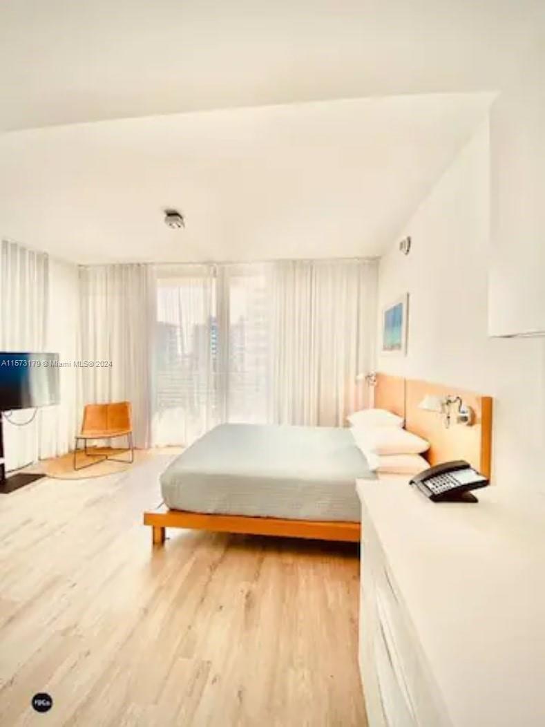 6080 Collins Avenue PH09, Miami Beach, Florida 33140, ,1 BathroomBathrooms,Residential,For Sale,6080 Collins Avenue PH09,A11573179