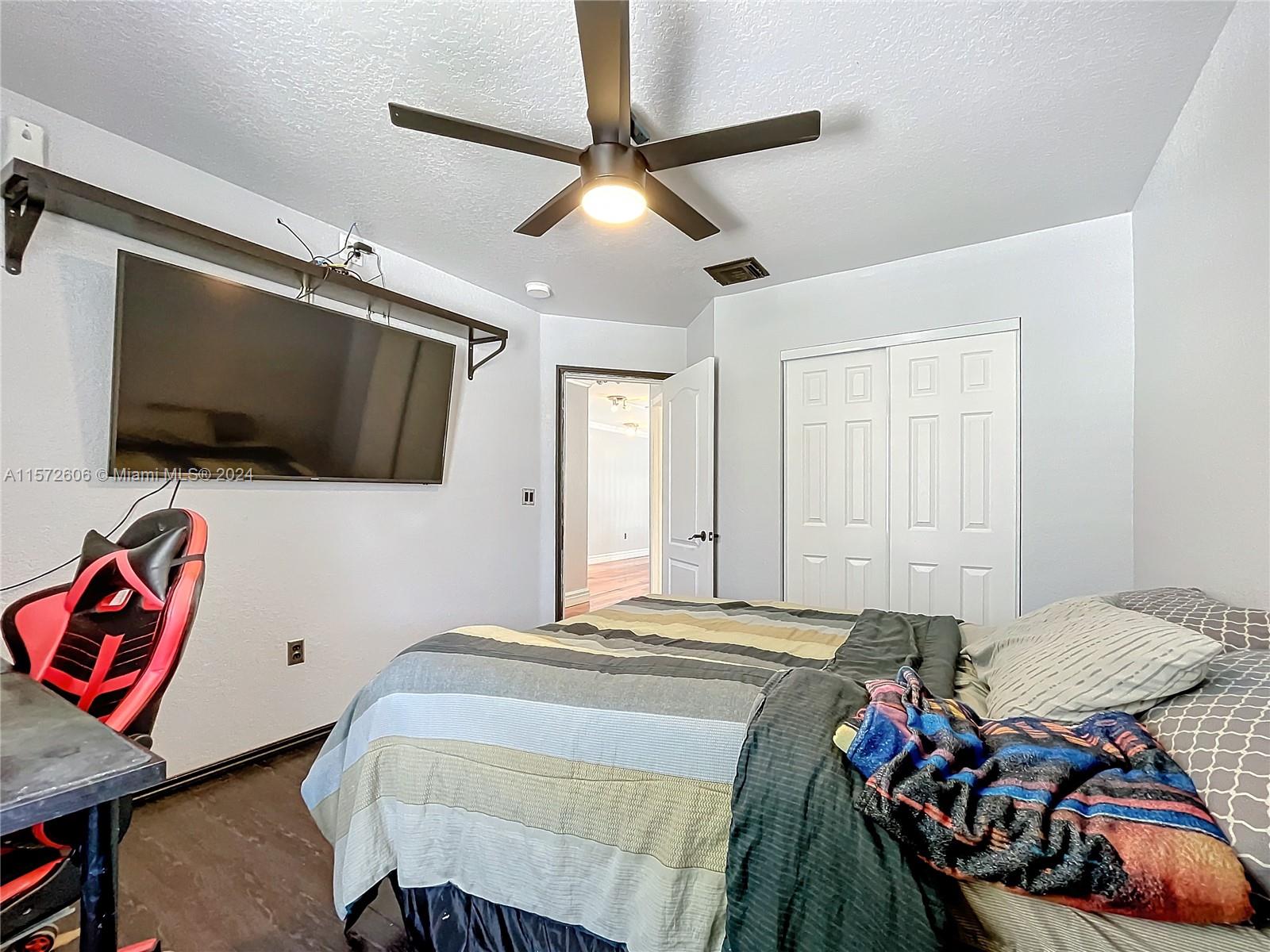 15271 SW 47th St, Miramar, Florida 33027, 4 Bedrooms Bedrooms, 4 Rooms Rooms,2 BathroomsBathrooms,Residential,For Sale,15271 SW 47th St,A11572606