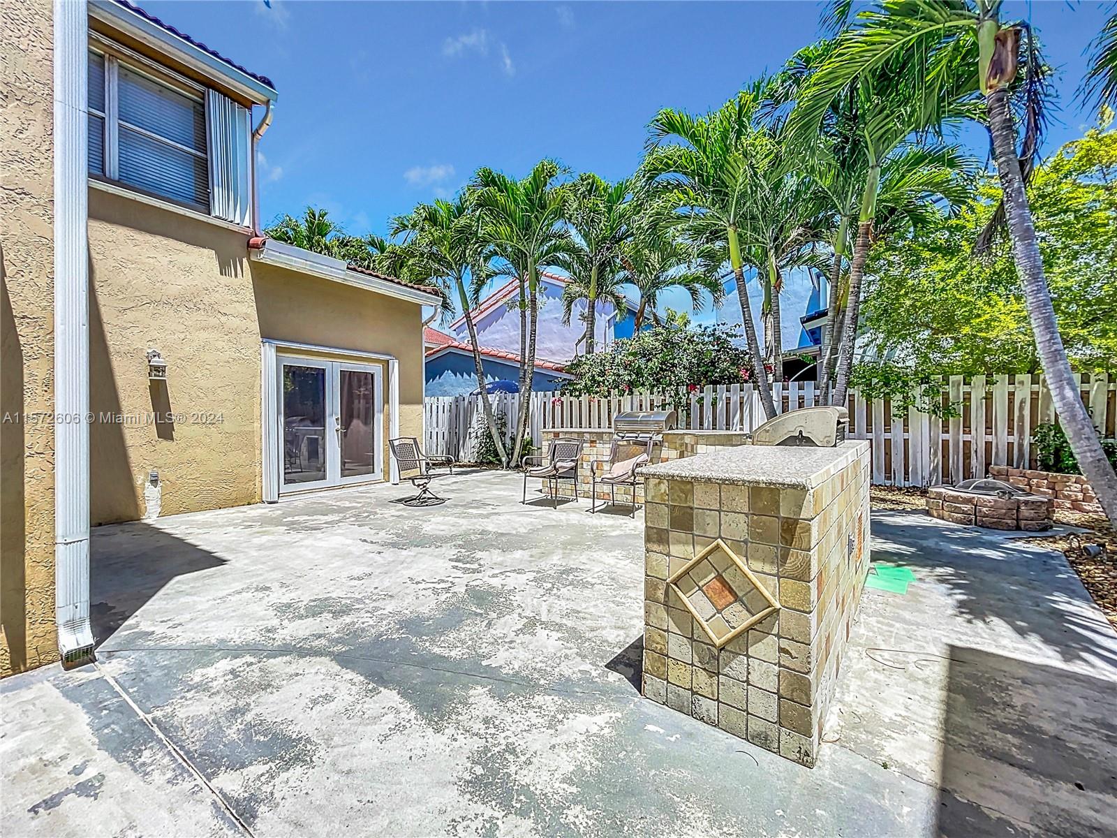 15271 SW 47th St, Miramar, Florida 33027, 4 Bedrooms Bedrooms, 4 Rooms Rooms,2 BathroomsBathrooms,Residential,For Sale,15271 SW 47th St,A11572606