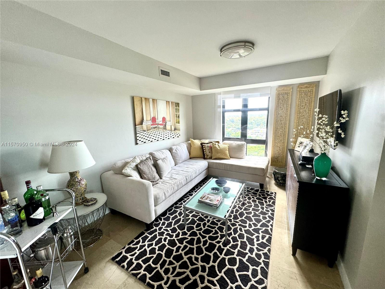 1000 NE Quayside Ter 1911, Miami, Florida 33138, 2 Bedrooms Bedrooms, ,2 BathroomsBathrooms,Residentiallease,For Rent,1000 NE Quayside Ter 1911,A11570950