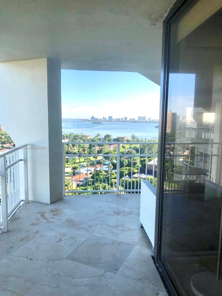 1000 NE Quayside Ter 1911, Miami, Florida 33138, 2 Bedrooms Bedrooms, ,2 BathroomsBathrooms,Residentiallease,For Rent,1000 NE Quayside Ter 1911,A11570950