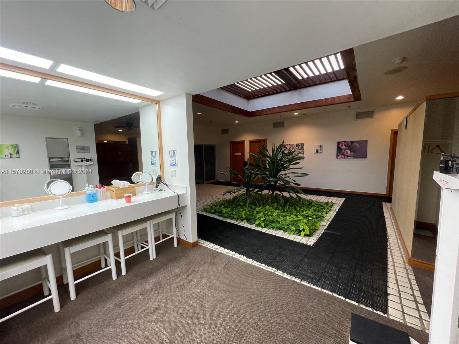 1000 NE Quayside Ter 1911, Miami, Florida 33138, 2 Bedrooms Bedrooms, ,2 BathroomsBathrooms,Residentiallease,For Rent,1000 NE Quayside Ter 1911,A11570950