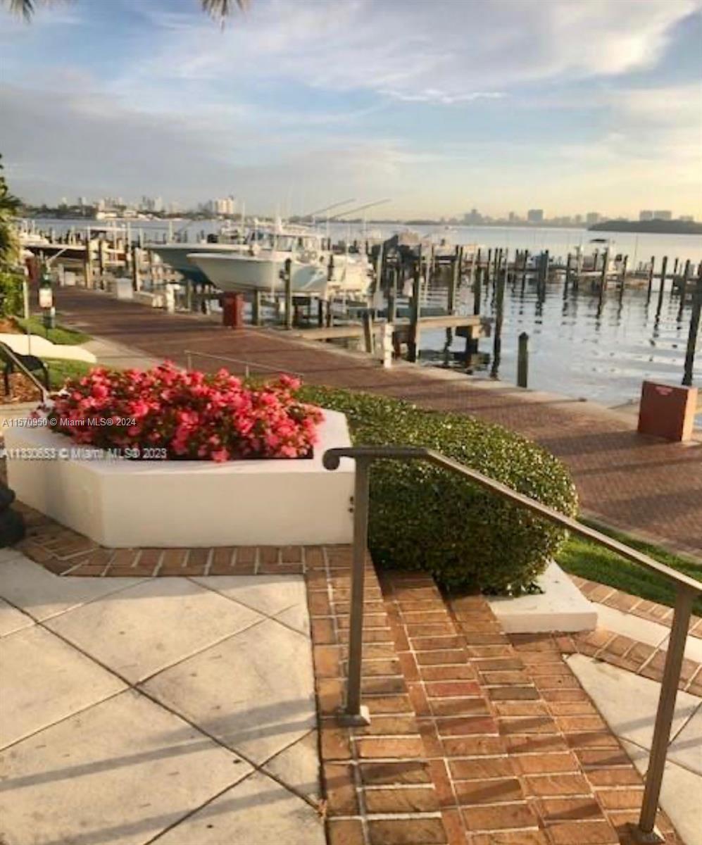 1000 NE Quayside Ter 1911, Miami, Florida 33138, 2 Bedrooms Bedrooms, ,2 BathroomsBathrooms,Residentiallease,For Rent,1000 NE Quayside Ter 1911,A11570950