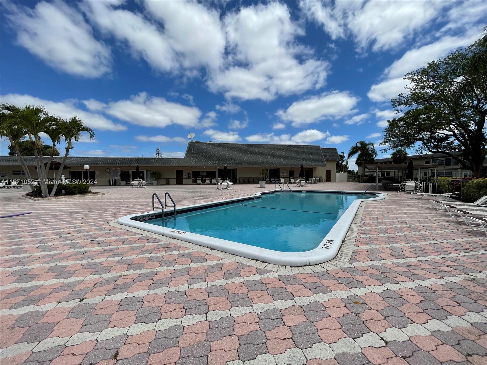 551 NW 80th Ter 203, Margate, Florida 33063, 2 Bedrooms Bedrooms, ,2 BathroomsBathrooms,Residential,For Sale,551 NW 80th Ter 203,A11571052