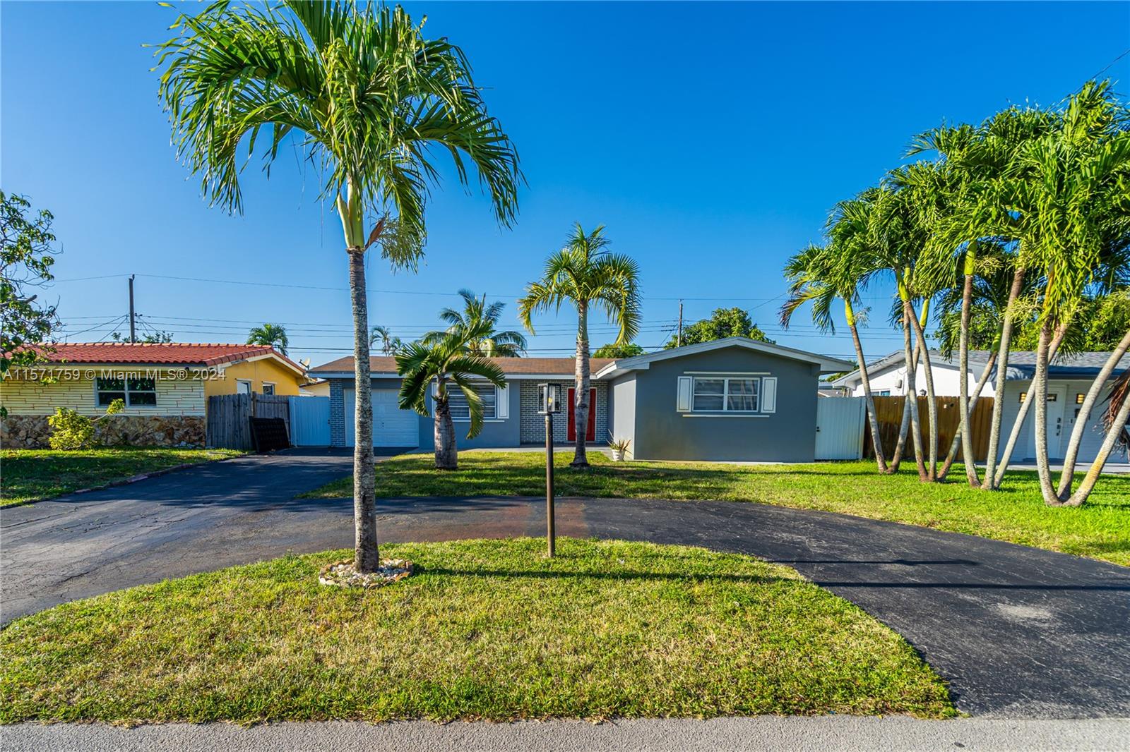 Pembroke Pines, Florida 33024, 2 Bedrooms Bedrooms, ,2 BathroomsBathrooms,Residentiallease,For Rent,A11571759