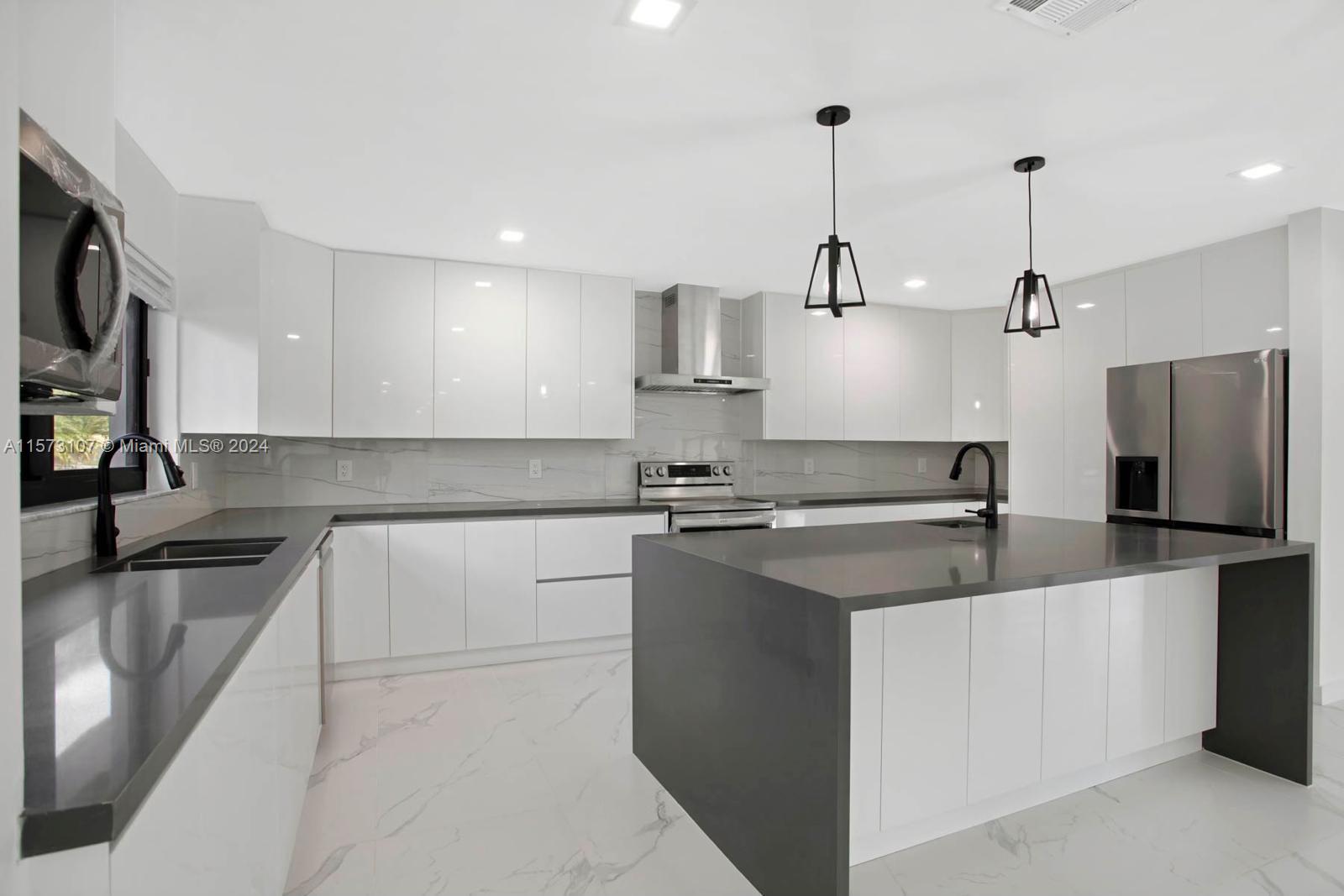 17701 SW 92nd Ct 17701, Palmetto Bay, Florida 33157, 4 Bedrooms Bedrooms, ,3 BathroomsBathrooms,Residentiallease,For Rent,17701 SW 92nd Ct 17701,A11573107