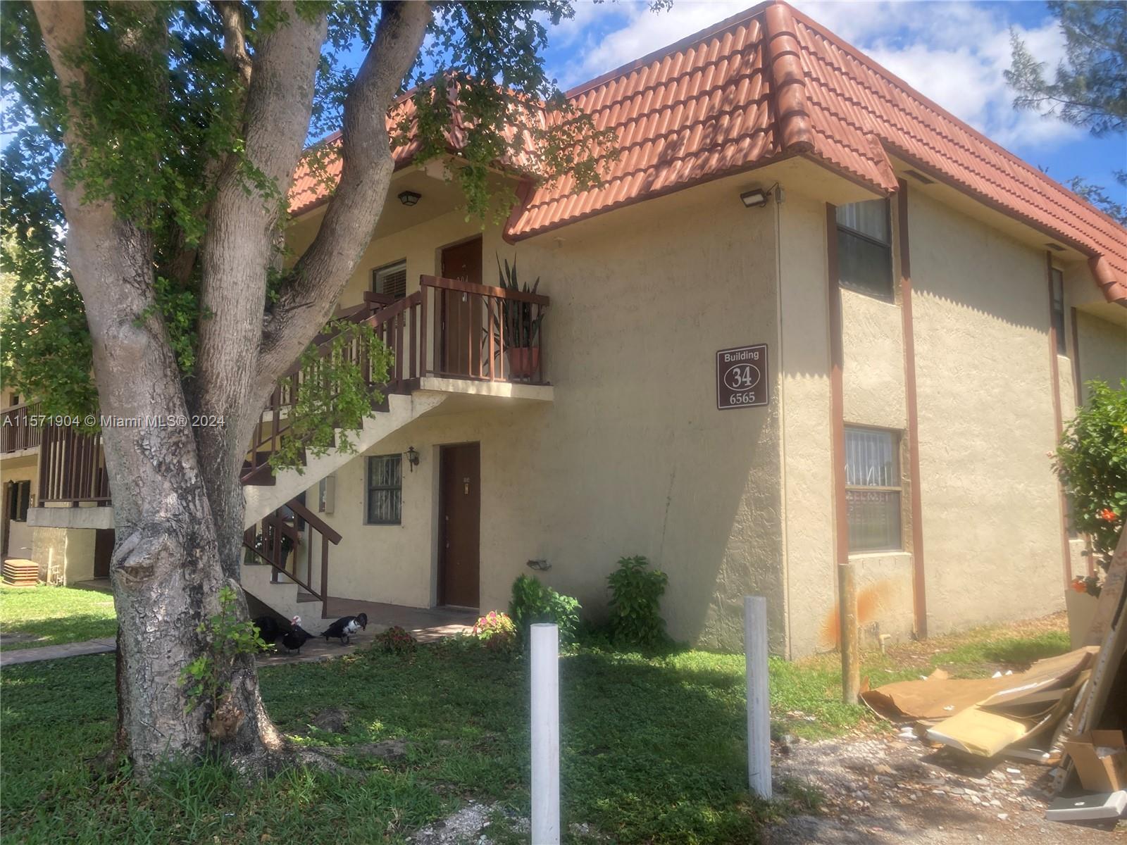 6565 W 26th Dr 34-104, Hialeah, Florida 33016, 2 Bedrooms Bedrooms, ,2 BathroomsBathrooms,Residential,For Sale,6565 W 26th Dr 34-104,A11571904