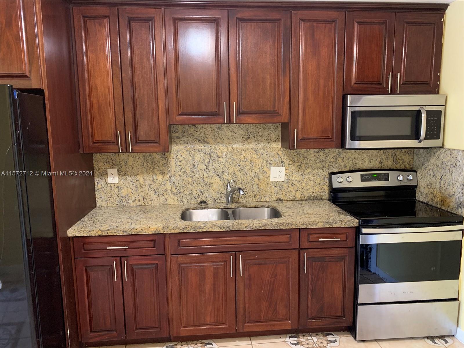 258 NW 69th St East, Miami, Florida 33150, 2 Bedrooms Bedrooms, ,1 BathroomBathrooms,Residentiallease,For Rent,258 NW 69th St East,A11572712