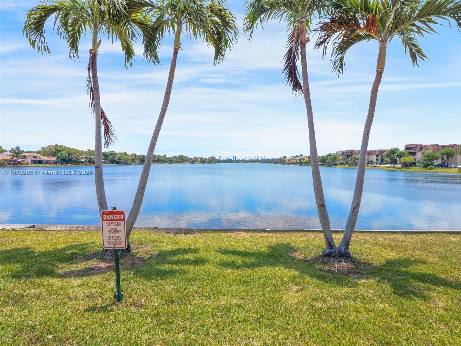 447 NE 195th St 119, Miami, Florida 33179, 2 Bedrooms Bedrooms, ,2 BathroomsBathrooms,Residentiallease,For Rent,447 NE 195th St 119,A11573280