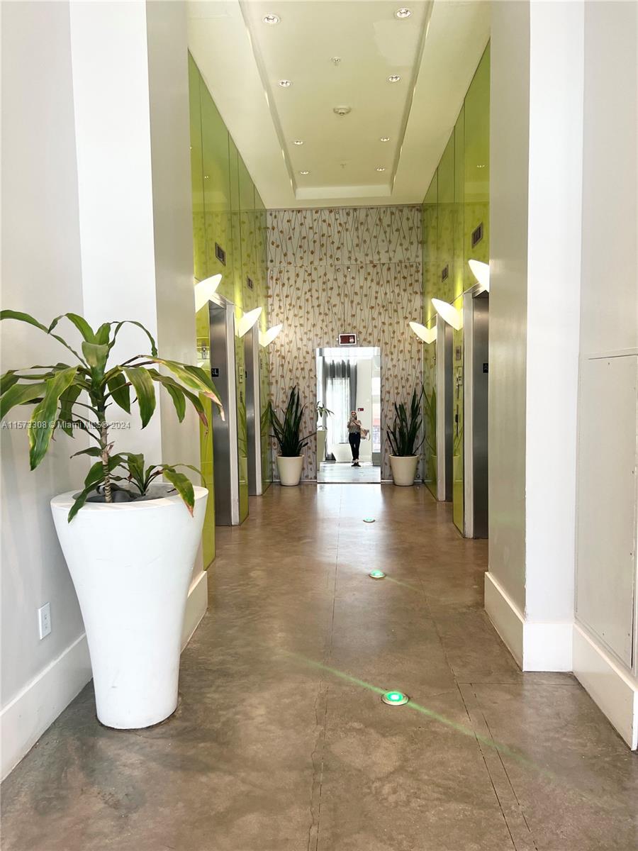 133 NE 2 AV 710, Miami, Florida 33132, 1 Bedroom Bedrooms, ,1 BathroomBathrooms,Residentiallease,For Rent,133 NE 2 AV 710,A11573308