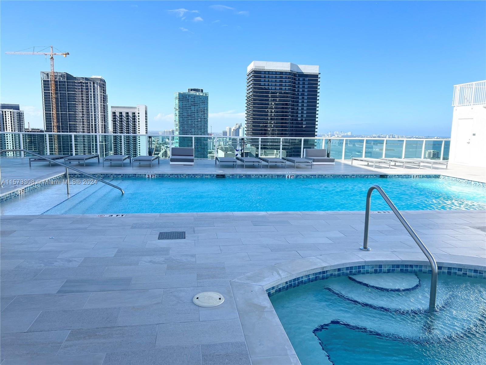 133 NE 2 AV 710, Miami, Florida 33132, 1 Bedroom Bedrooms, ,1 BathroomBathrooms,Residentiallease,For Rent,133 NE 2 AV 710,A11573308