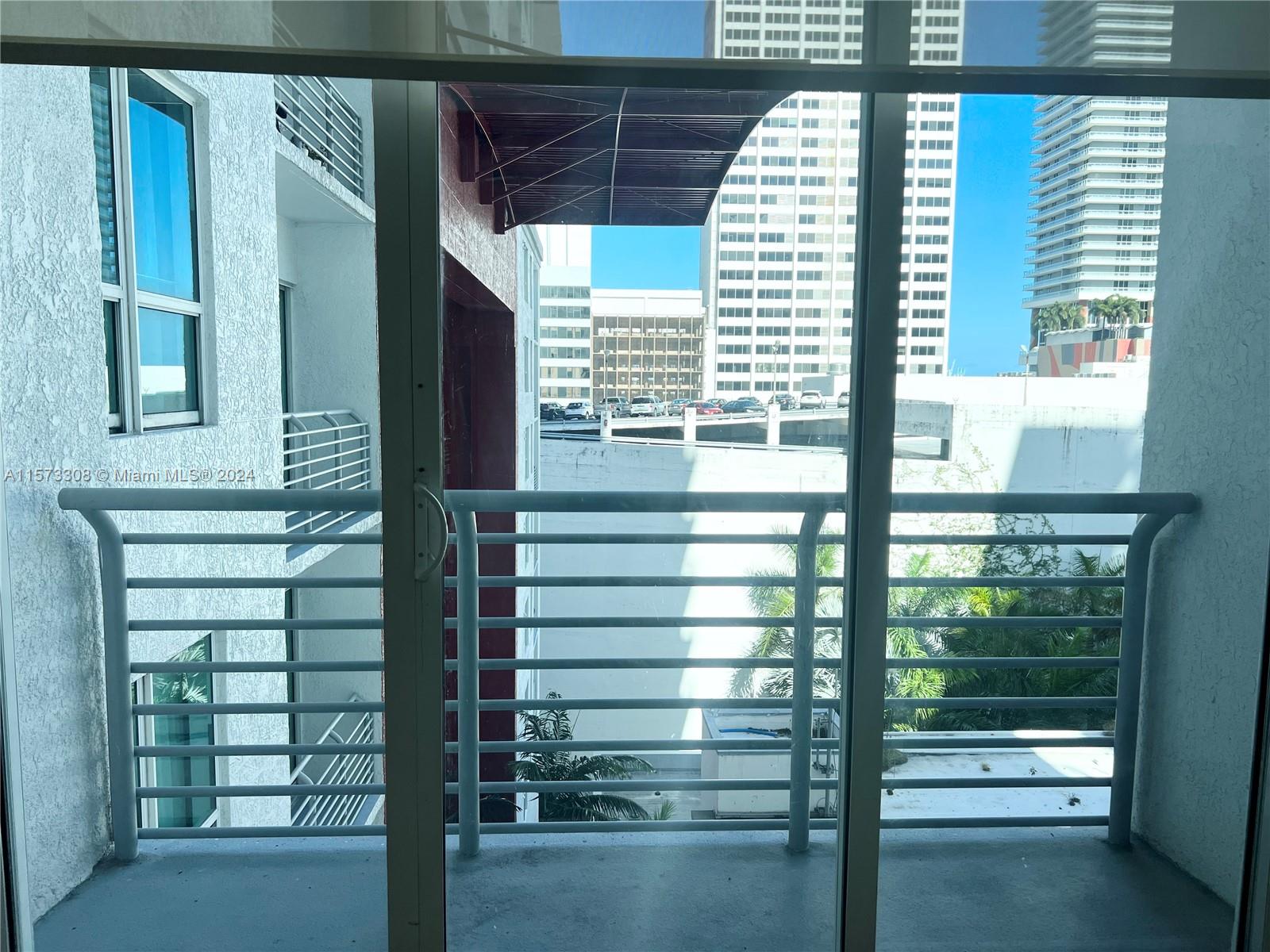 133 NE 2 AV 710, Miami, Florida 33132, 1 Bedroom Bedrooms, ,1 BathroomBathrooms,Residentiallease,For Rent,133 NE 2 AV 710,A11573308