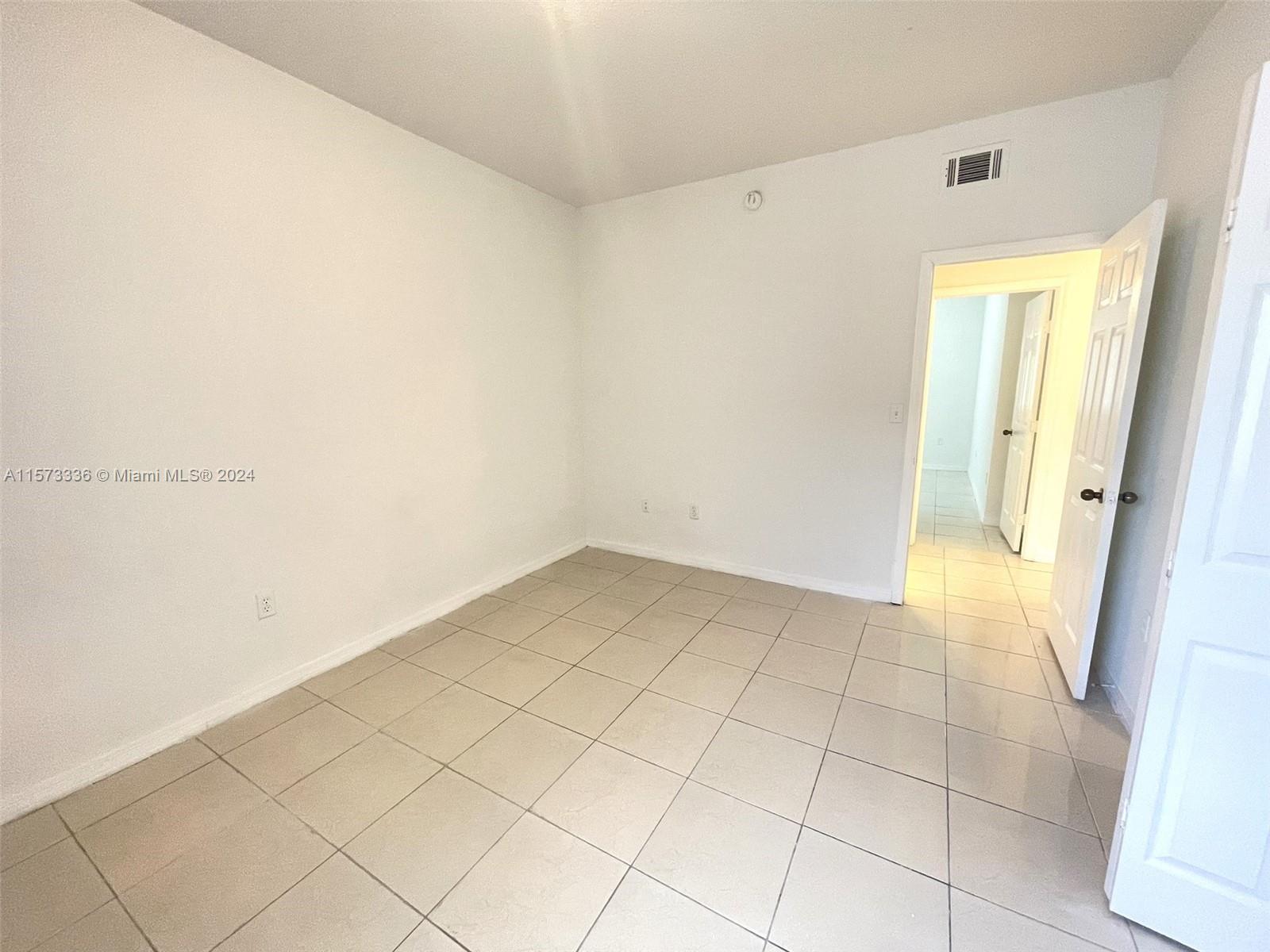 6972 NW 179th St 201-4, Hialeah, Florida 33015, 3 Bedrooms Bedrooms, ,2 BathroomsBathrooms,Residentiallease,For Rent,6972 NW 179th St 201-4,A11573336
