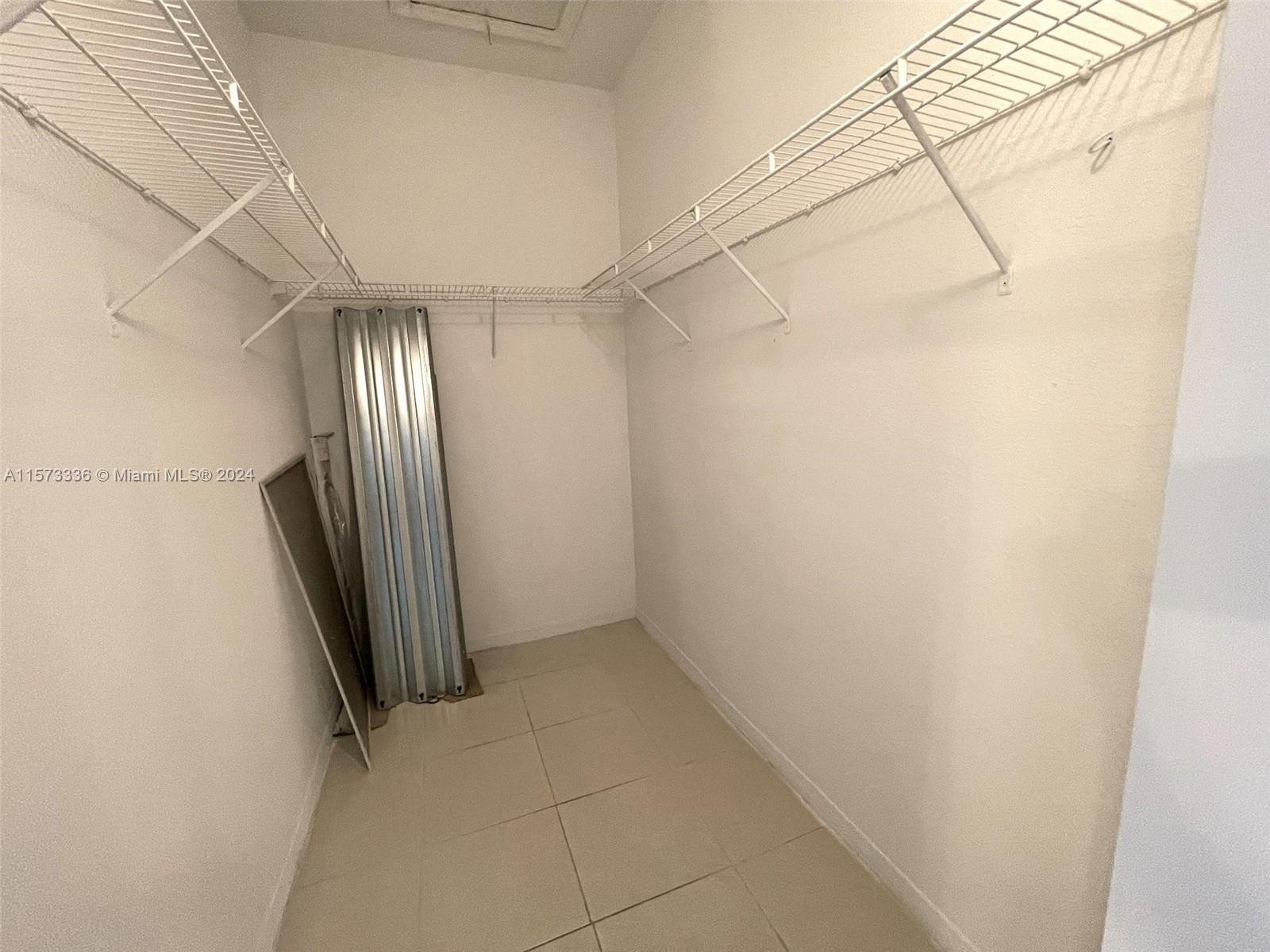 6972 NW 179th St 201-4, Hialeah, Florida 33015, 3 Bedrooms Bedrooms, ,2 BathroomsBathrooms,Residentiallease,For Rent,6972 NW 179th St 201-4,A11573336