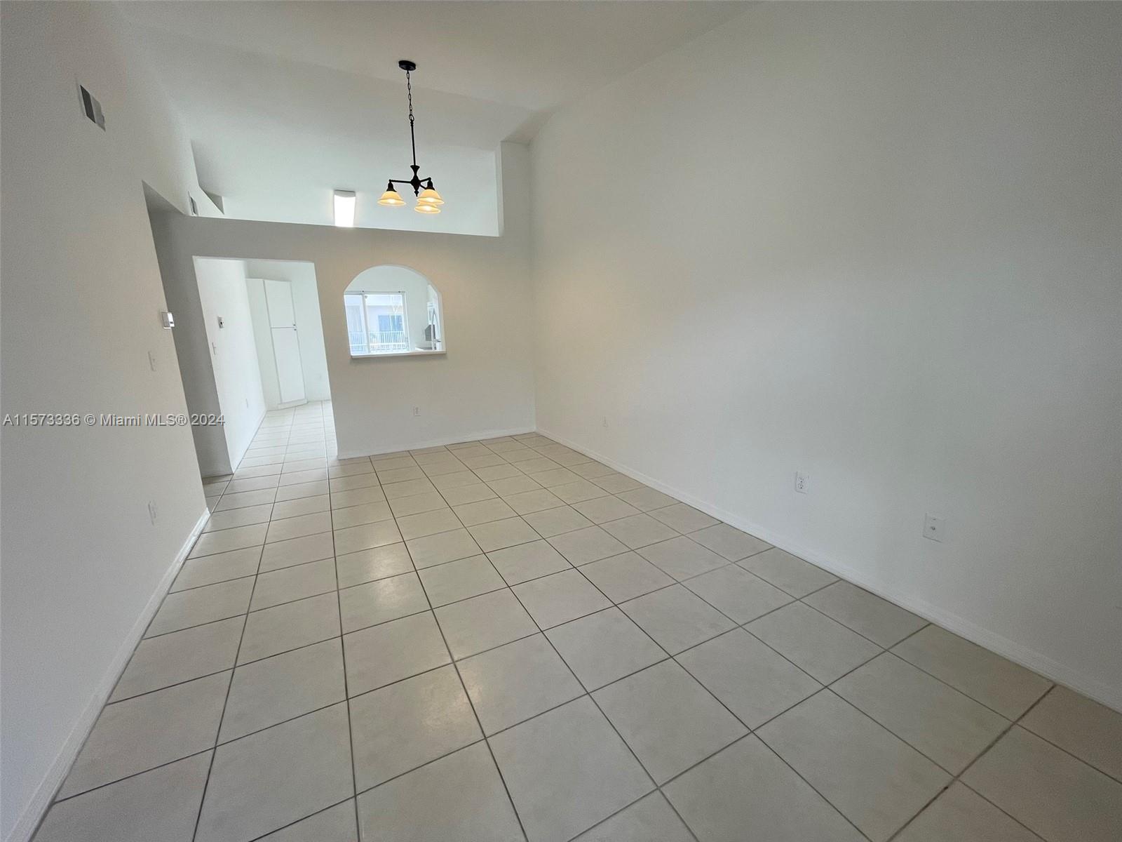 6972 NW 179th St 201-4, Hialeah, Florida 33015, 3 Bedrooms Bedrooms, ,2 BathroomsBathrooms,Residentiallease,For Rent,6972 NW 179th St 201-4,A11573336