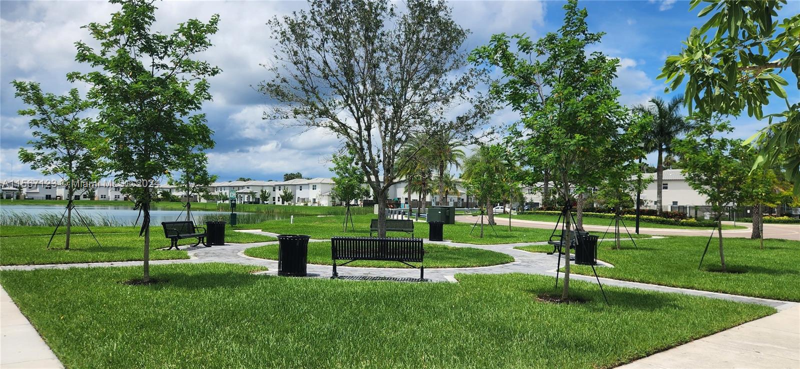 1849 SE 27th Ter, Homestead, Florida 33035, 3 Bedrooms Bedrooms, ,3 BathroomsBathrooms,Residentiallease,For Rent,1849 SE 27th Ter,A11567123