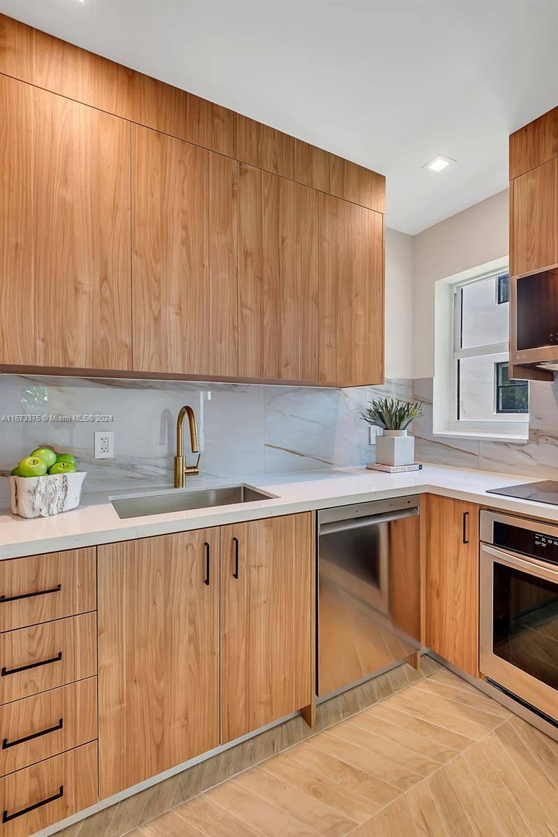 1840 SW 22nd Ter 6, Miami, Florida 33145, 1 Bedroom Bedrooms, ,1 BathroomBathrooms,Residentiallease,For Rent,1840 SW 22nd Ter 6,A11573375