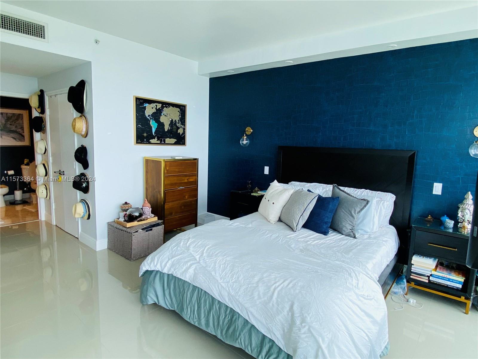 601 NE 36th St 2807, Miami, Florida 33137, 2 Bedrooms Bedrooms, ,2 BathroomsBathrooms,Residentiallease,For Rent,601 NE 36th St 2807,A11573364